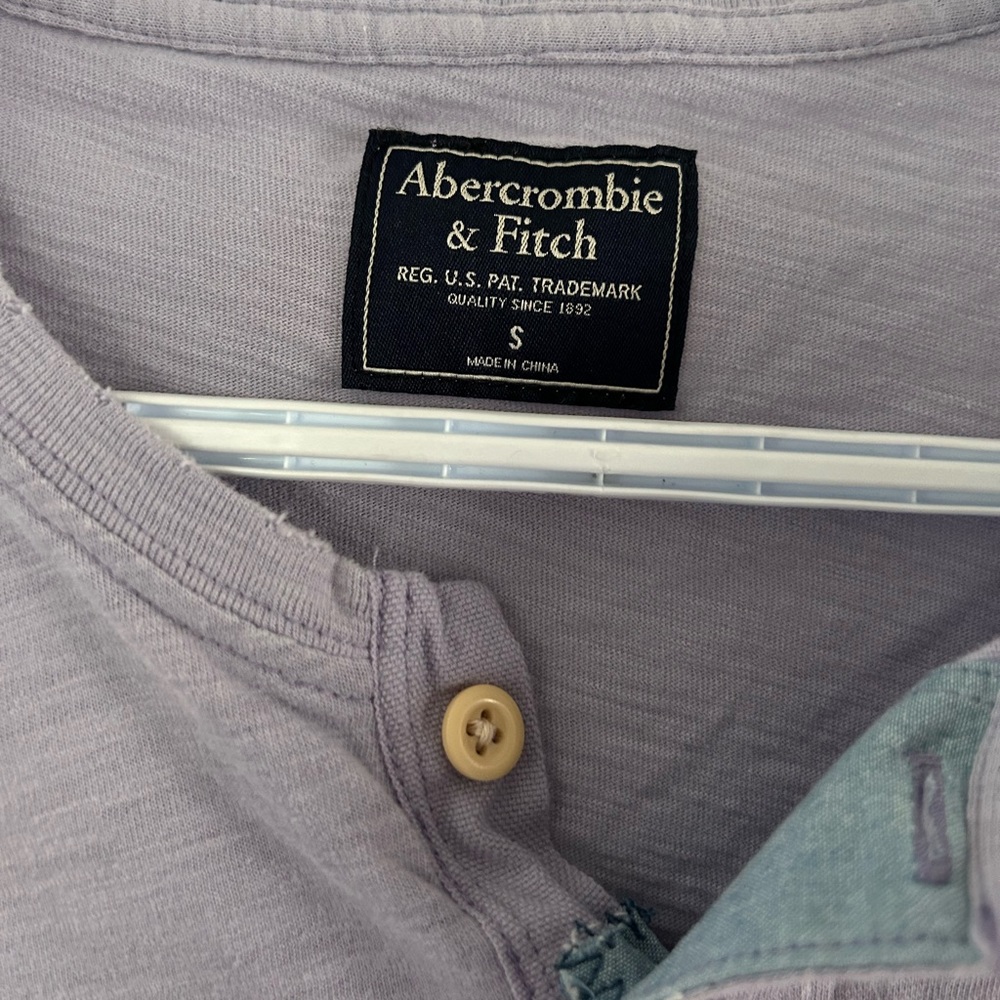 Abercrombie & Fitch light purple long sleeve shirt